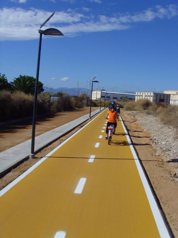 Sunshine Apartment - Appartamento Vicino Al Mare, Cagliari, Sardinia Dış mekan fotoğraf