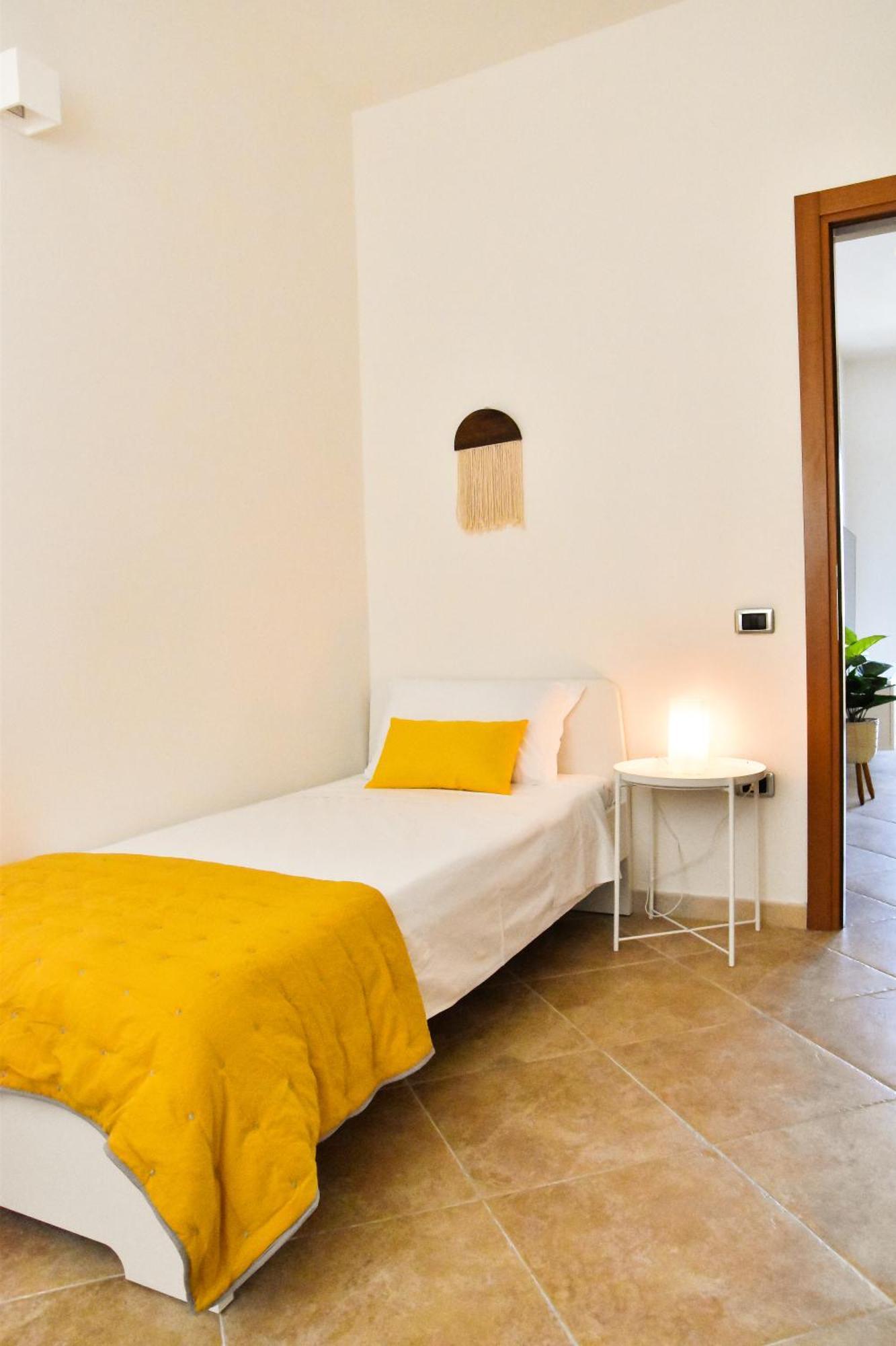 Sunshine Apartment - Appartamento Vicino Al Mare, Cagliari, Sardinia Dış mekan fotoğraf