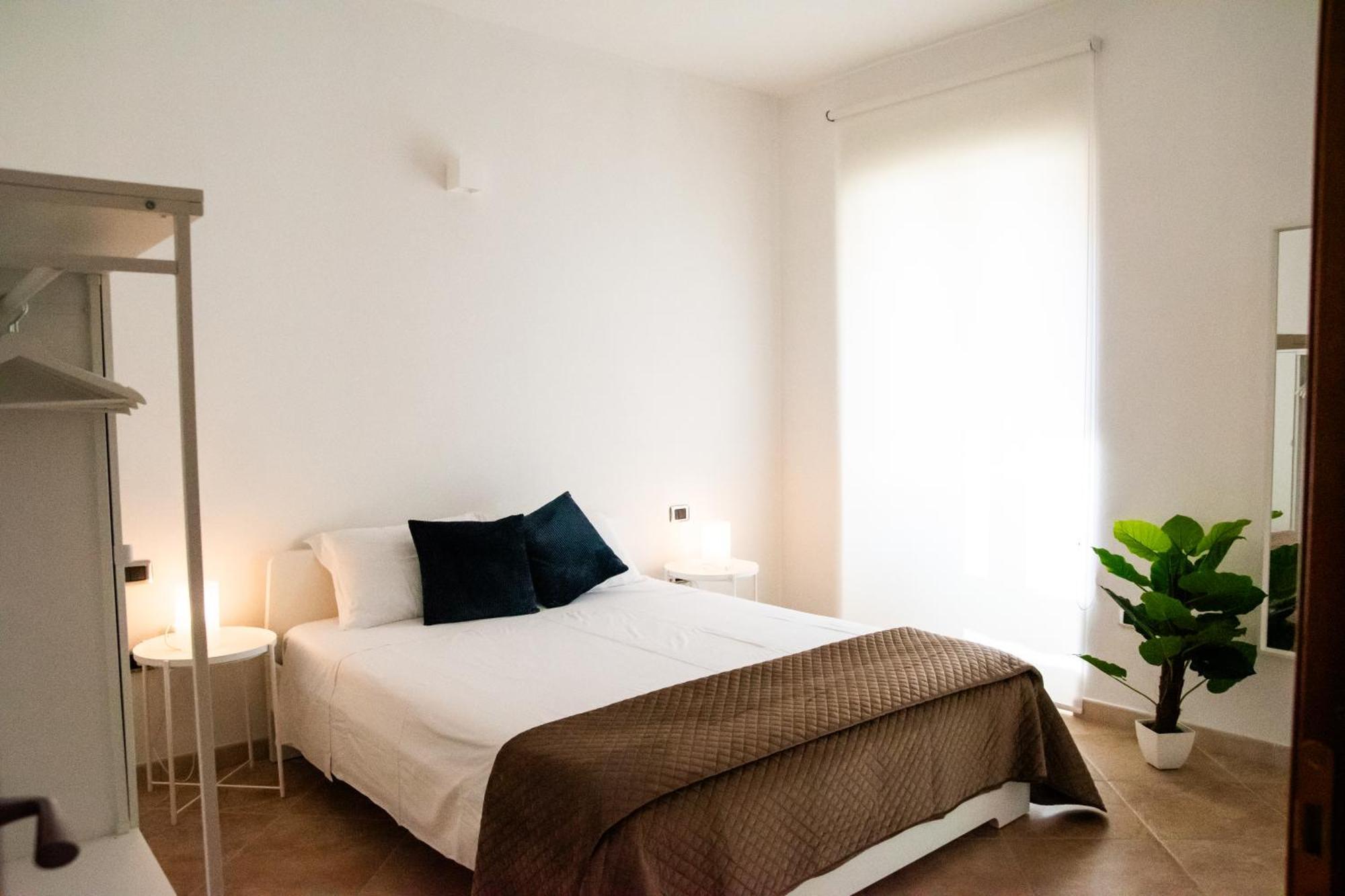 Sunshine Apartment - Appartamento Vicino Al Mare, Cagliari, Sardinia Dış mekan fotoğraf