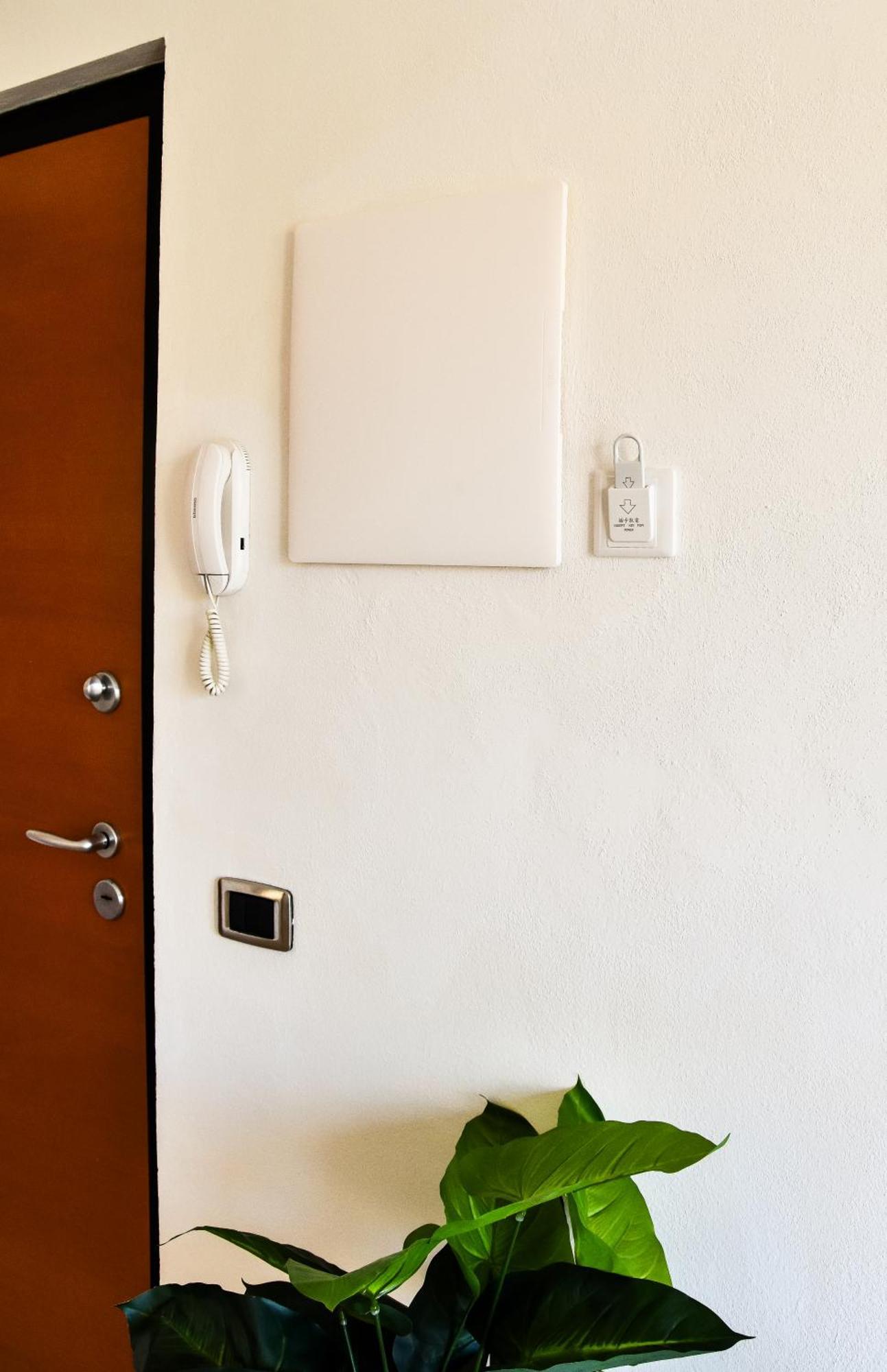 Sunshine Apartment - Appartamento Vicino Al Mare, Cagliari, Sardinia Dış mekan fotoğraf